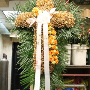 JuneFlorist_Crosses006