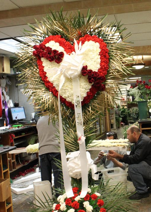 Heart - White Carnations Red Rose